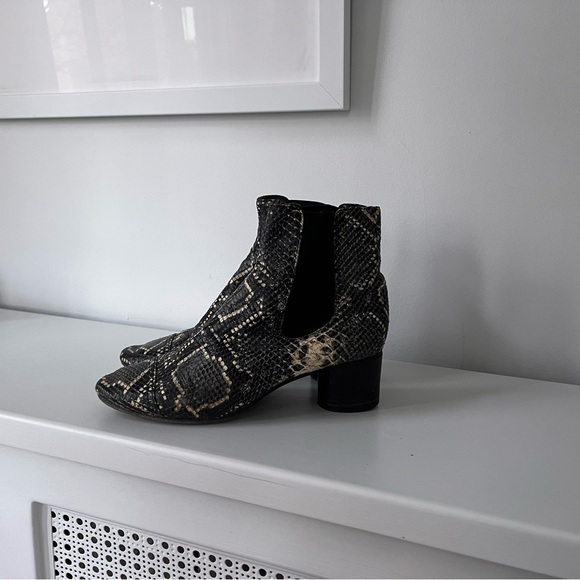 Chic Isabela Marant Danae python bootie - Picture 3 of 8